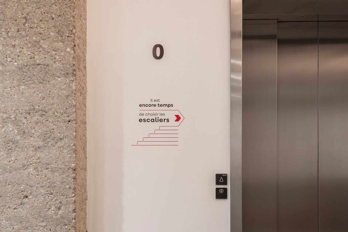 Signalétique « Il est encore temps de choisir les escaliers »